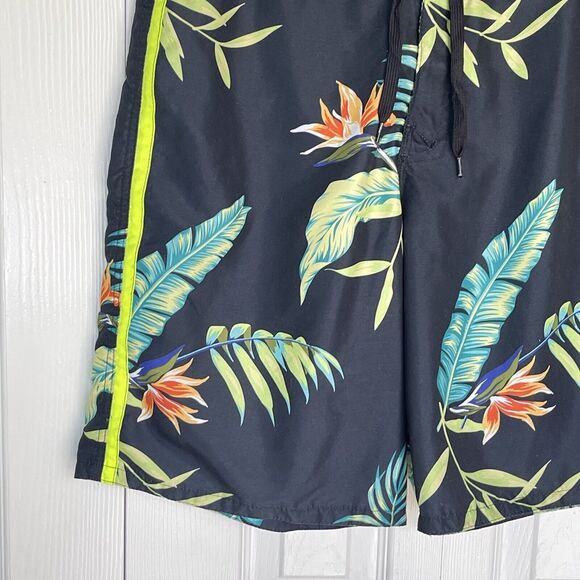 Men’s Swim Trunks Large Black Floral Roebuck & Co - Picture 15 of 16